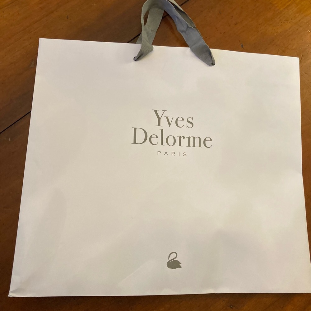 Yves Delorme Paris luxury shopping tote of fine French linen co.